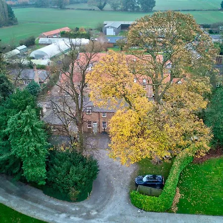 Holiday home No 6 - Wisteria - Pass The Keys *