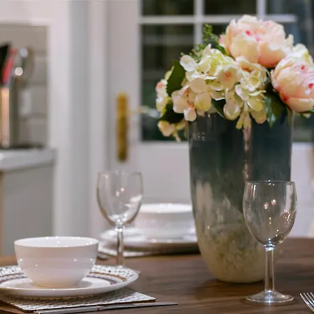 No 6 - Wisteria - Pass The Keys York