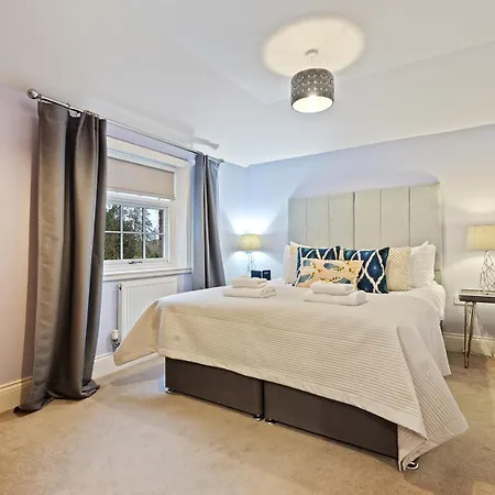 Сasa de vacaciones No 6 - Wisteria - Pass The Keys *